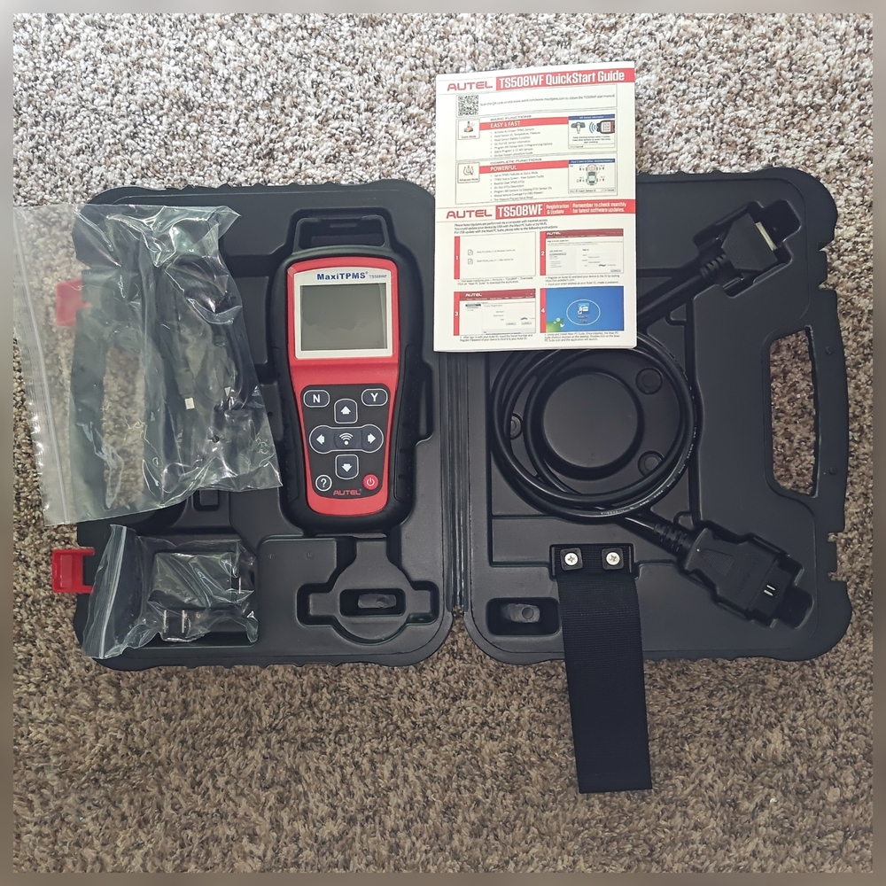 Autel MaxiTPMS TS508WF TPMS Service Tool - Black and Red - Picture 2 of 5